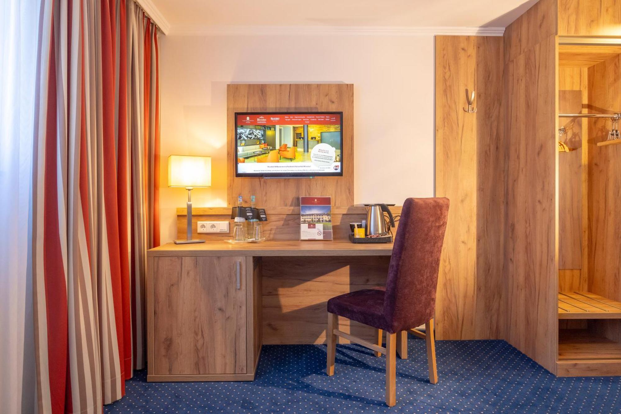 Parkhotel Hohenfeld Hotel 4*