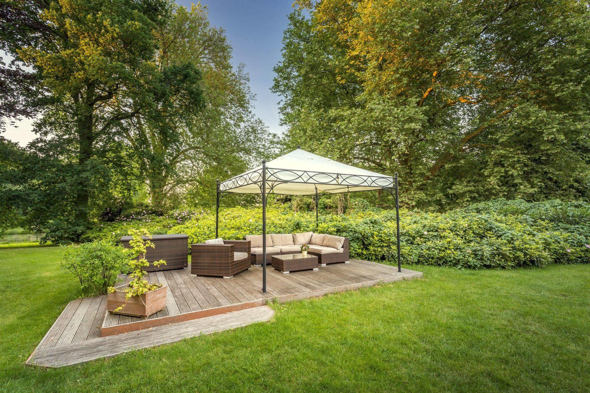 Parkhotel Hohenfeld 4*